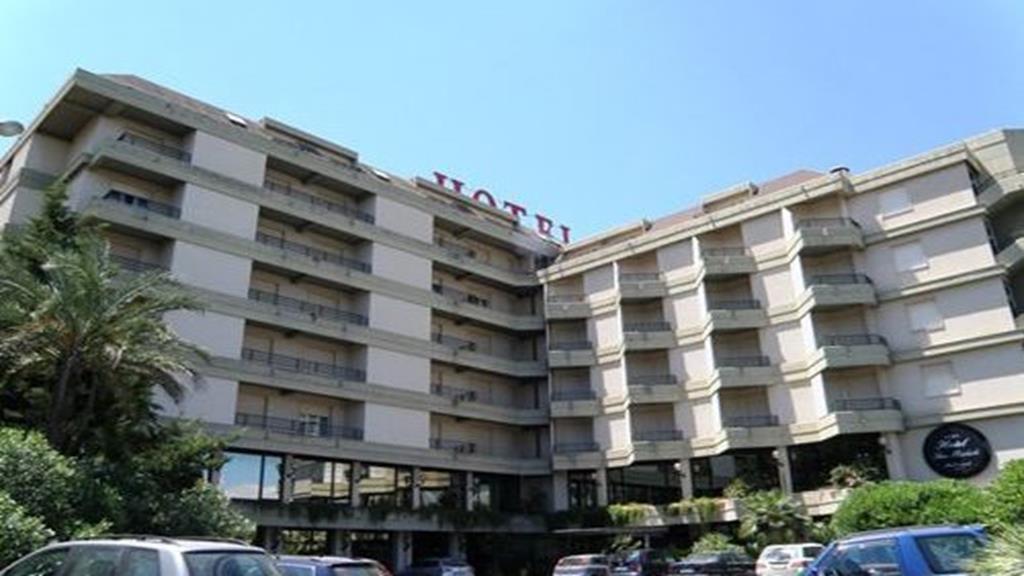 Hotel San Michele Caltanissetta Exterior photo